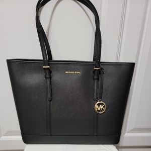 Michael Michael Kors Jet Set Travel Large Saffiano Leather